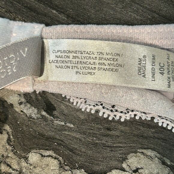 Victoria's Secret Lace Bras in Cream and Pink - Picture 10 of 12